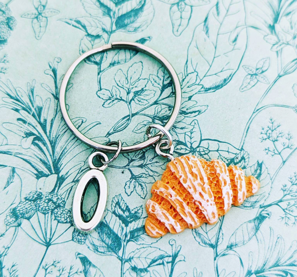 Pastry croissant keychain,