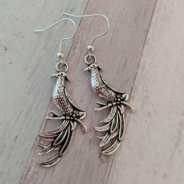 Parrot earrings, bird earrings, animal earrings, animal jewellery, wildlife earrings, bird lover gifts, parrot lover gift, parrot jewellery