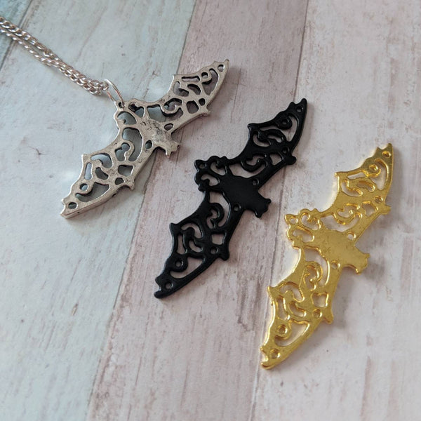 Wiccan jewelry, wiccan necklace,bat necklace, bat jewelry, gothic jewelry, gothic necklace, Halloween necklace, animal necklace,