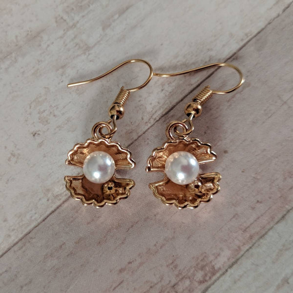 Seashell earrings, mermaid earrings, pearl earrings, stocking fillers, beach earrings, secret santa, summer earrings, kawaii earrings,