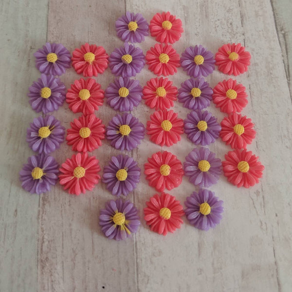 Daisy earrings, flower jewellery, gifts for her, stud earrings, sister gifts, daisy jewelry, gardener gifts, bridesmaid jewellery, bff gifts