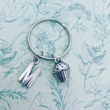 Cupcake keyring, baking gifts, cooking gifts, teen gifts, baker gifts, chief gifts, foodie gifts, novelty keyring, cake gift, bff gifts