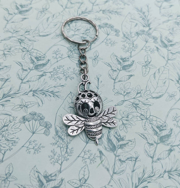 Bee keyring, bee lover gifts, beekeeper gifts, sister gifts, bag charm, birthday gifts, bff gifts, insect lover gifts, insect keyring,