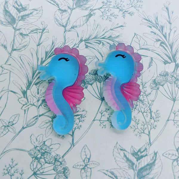 Seahorse stud earrings, seahorse jewellery, seahorse lover gifts, sea animal earrings, seahorse themed, seahorse accessories, summer earring