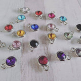 Hands necklace, holding hands, best friend necklace, set of 2 necklaces, girlfriend gifts, girlfriend necklace, gifts for friend,