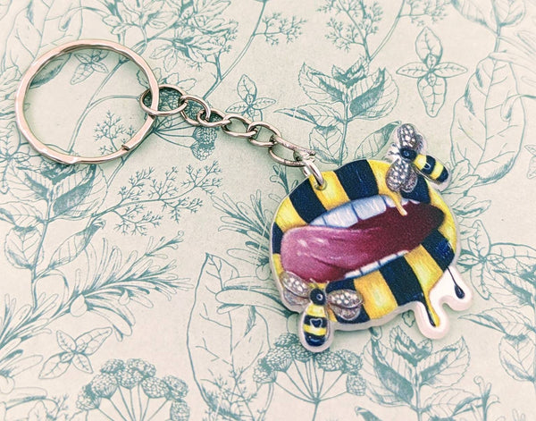 Bee keychain, bee Keyring, bee lover gifts, bee keeper gifts, lips keychain, bumble bee gifts, statement keychain, nature lover, retro gifts