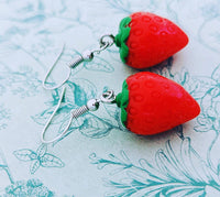 3d strawberry earrings, strawberry jewellery, Strawberry lover gifts, fruit earrings, kawaii jewelry, aesthetic earrings, retro gifts,