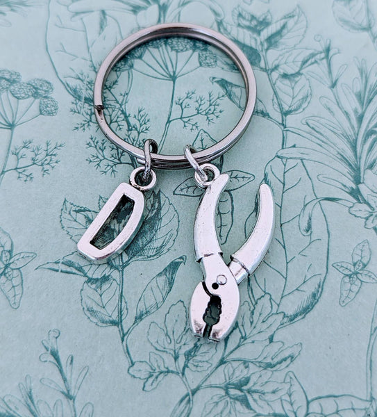 Tool keychain, diy keychain, dad gifts, father's day gifts, gifts for husband, plumber gifts, carpenter gifts, gifts for grandad,