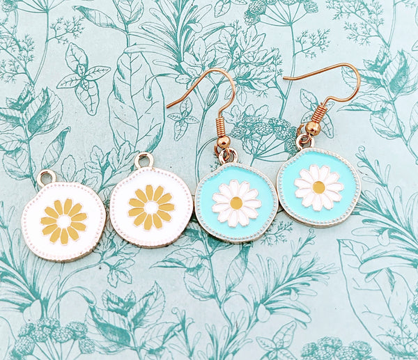 Daisy earrings, daisy jewelry, daisy lover gifts, flower lover gifts, bridesmaid gifts, bridesmaid earrings, flower girl earrings, floral