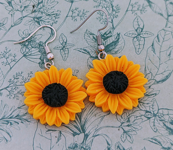 Sunflower earrings, sunflower jewellery, flower lover gifts, summer earrings, bridesmaid gifts, bridesmaid jewelry, sunflower accessories,