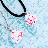 Bloody rose necklace, Halloween necklace, white rose jewellery, white rose necklace, gothic pendant, gothic jewelry, gothic lover gifts