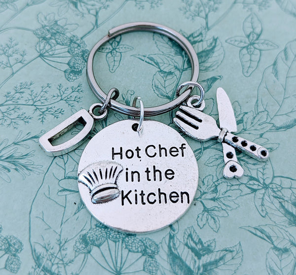 Chef keychain, chef Keyring, personalised cooking gifts, hot chef in the kitchen, food lover gifts, gifts for chef, foodie, chef gifts,