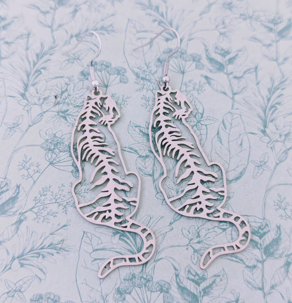 Tiger earrings, tiger jewellery, gifts for tiger lovers, tiger accessories, zoologist gifts, zoo earrings, animal lover gifts, animal themed