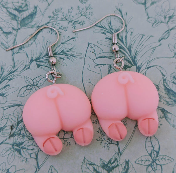 Pig bum earrings, pig lover gifts, pig jewellery, gifts for pig moms, pig themed gifts, stocking fillers, pig inspired gifts, novelty gifts