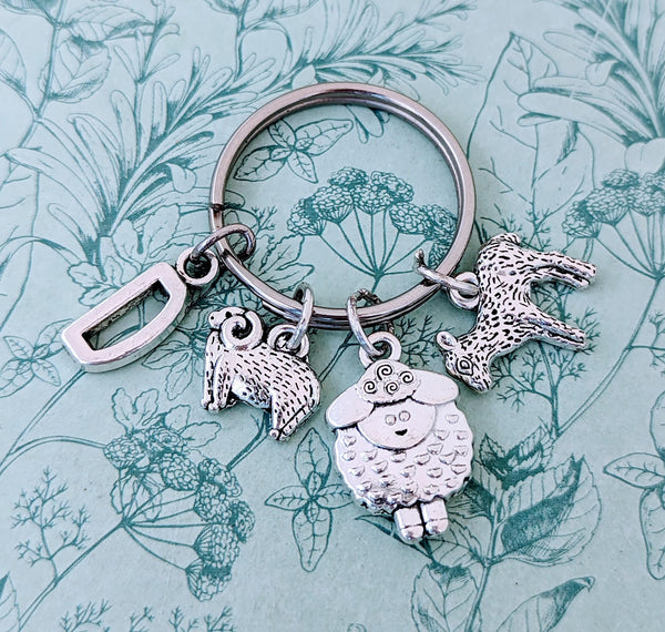 Cute sheep keychain, sheep keyring, sheep lover gifts, ram keychain, sheep charm, lamb keyring, animal lover gifts, farmer gifts,