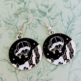 Hot air balloon earrings, hot air balloon lovers, hot air balloon jewellery, traveller gifts, gifts for travellers, adventurer gifts,