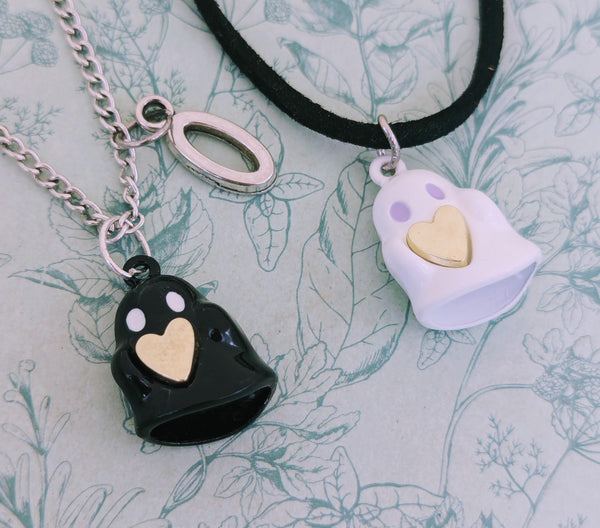White ghost necklace, heart ghost jewellery, paranormal investigator gifts, Halloween ghost pendant, ghost themed, ghost inspired gifts