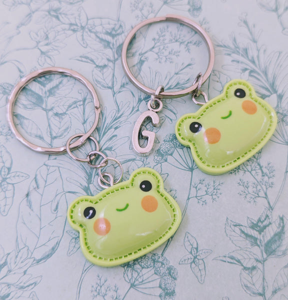 Green frog keychain, frog Keyring gifts, frog lover gifts, gifts for frog moms, animal themed gifts, reptile lover gifts, frog themed,