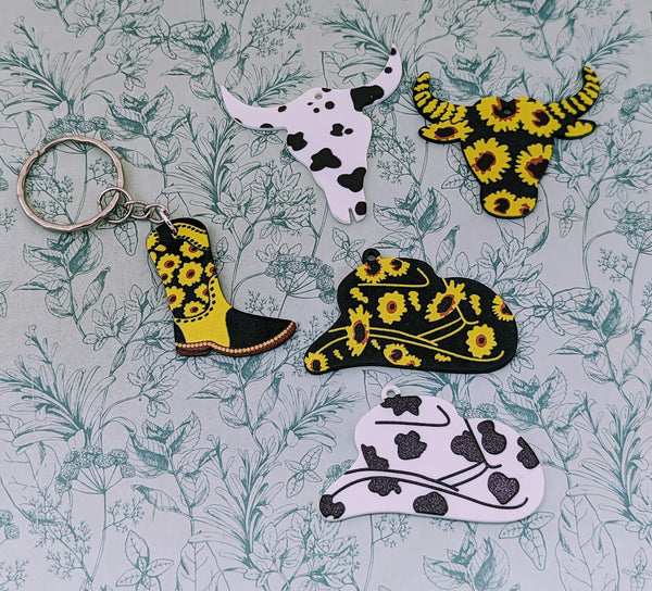 Sunflower cow keychain, cowboy style keychain, line dancing lover gifts, line dancing teacher, Nashville themed gifts, cowboy hat,