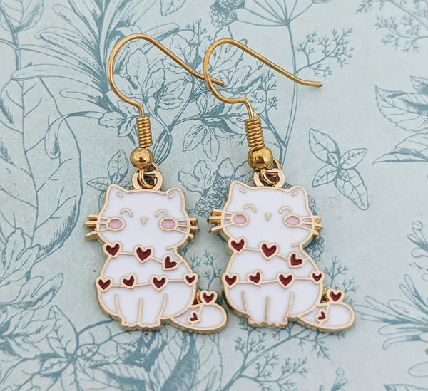 White love cat earrings, white cat jewellery, white cat mom gifts, gifts for cat mums, gifts for cat lovers, cat animal jewellery,