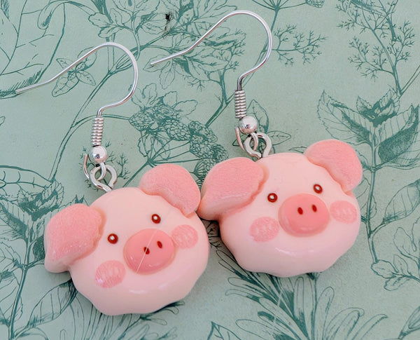 Cute pig earrings, pink pig jewellery, pig lover gifts, pig farmer gifts, pig mom gifts, pig themed, farmers wife gifts, vet graduate gifts