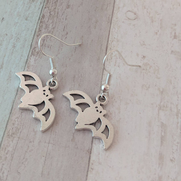 Bat earrings, bat jewelry, Halloween earrings, Halloween jewelry, gothic earrings, gothic jewelry, pagan earrings, pagan jewelry,