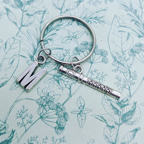 Flute keyring, flautist gifts, music lover gifts, flautist keychain, music keychain, initial keychain, sister gifts, bff gifts, flute player