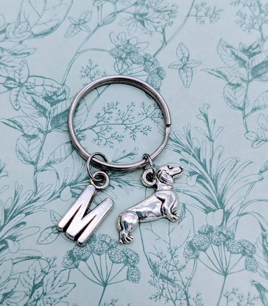 Daschund keyring, dog keychain, dog lover gifts, initial keychain, personalized keychain, bff gifts, animal keyring, animal lover gifts,