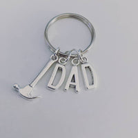 Dad keyring, hammer keychain, daddy gift, gifts for him, father's Day gifts, mens jewelry, personalised gift, new dad gift, hammer gifts,