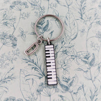 Piano player keychain, piano player gifts, piano Keyring, personalised pianist gifts, musician gift, music inspired, musical inspired,