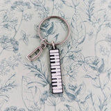 Piano player keychain, piano player gifts, piano Keyring, personalised pianist gifts, musician gift, music inspired, musical inspired,