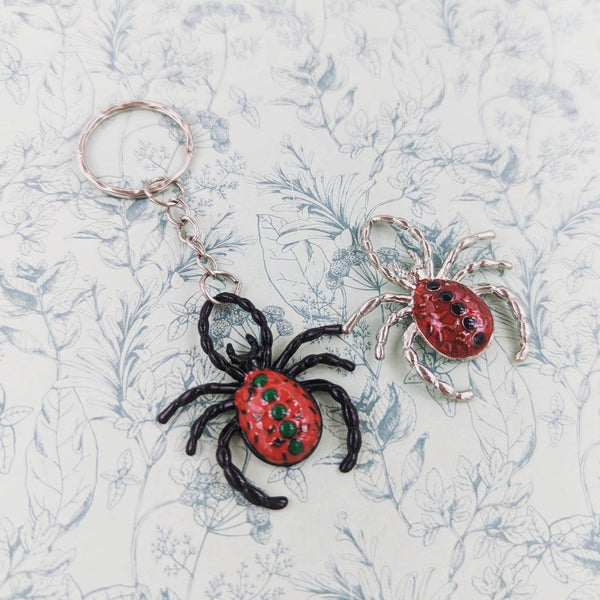 Big spider keychain, tarantula gifts, tarantula pet owner, horror keychain, Halloween inspired, gothic accessory, black widow spider gifts,