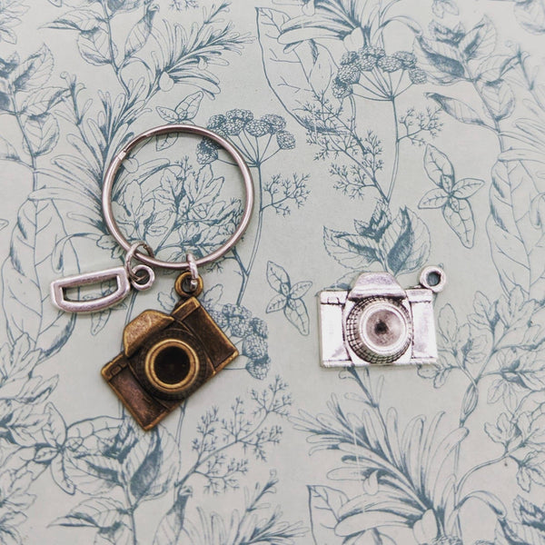 Camera keychain, photographer gifts, graduation gifts, photography inspired gifts, thank you gifts, personalised gifts, wedding photographer