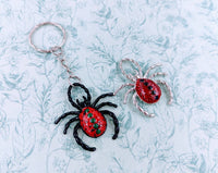 Big spider keychain, tarantula gifts, tarantula pet owner, horror keychain, Halloween inspired, gothic accessory, black widow spider gifts,