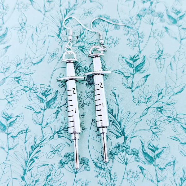 Syringe earrings, statement earrings, statement jewelry, nurse earrings, gothic earrings, nurse gifts, doctor earrings, kawaii jewelry,