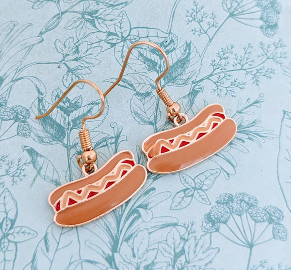 Hotdog earrings, foodie earrings, food lover gifts, fast food lovers, novelty earrings, waitress earrings, waitress gifts, chef gifts,